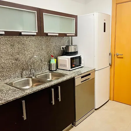 Luxe Forum Terrace 아파트 산트 아드리아 데 베소스