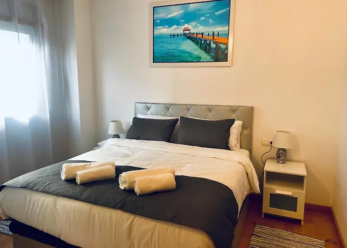 Luxe Forum Terrace Apartment *